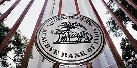 “குறைந்து வருகிறது ஏடிஎம் பயன்பாடு” - ரிசர்வ் வங்கி அறிக்கை