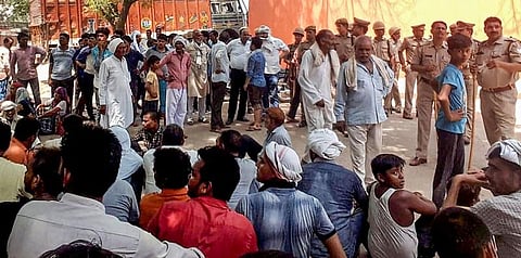 அலிகார் சிறுமி கொலை - வழக்கில் ஆஜராக வழக்கறிஞர்கள் மறுப்பு