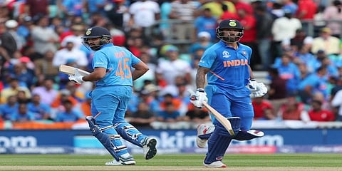 மிரட்டிய தவான், ரோகித் ! இந்தியா நிதான ஆட்டம்