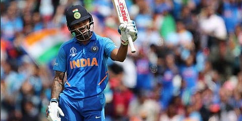 ஆஸ்திரேலியாவை அடித்து நொறுக்கிய தவான் : அபார சதம்