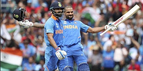 ஆஸ்திரேலியாவை பந்தாடிய இந்திய அணி : 352 ரன்கள் குவிப்பு