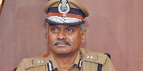 போக்குவரத்து விதிகளை மீறினால் இனி போலீசார் மீதும் நடவடிக்கை...!