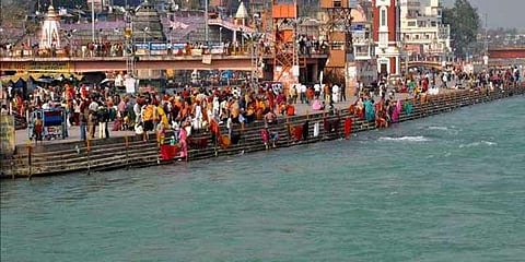 கங்கையில் மூழ்கி ஒரே குடும்பத்தை சேர்ந்த 7 பேர் உயிரிழப்பு!