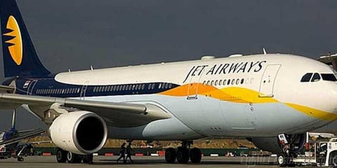 விமான கடத்தல் பீதி ஏற்படுத்திய தொழிலதிபருக்கு ஆயுள் தண்டனை: ரூ. 5 கோடி அபராதம்!