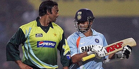 பாகிஸ்தானின் உலகக் கோப்பை சவால்களும்.. இந்தியா கொடுத்த பல்புகளும்..