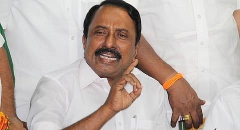 தண்ணீர் பிரச்னையால் பள்ளிகளுக்கு விடுமுறையா? அமைச்சர் செங்கோட்டையன் மறுப்பு!