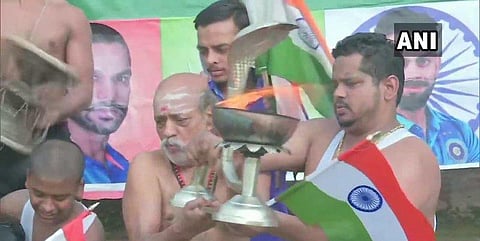 பாகிஸ்தானுக்கு எதிரான போட்டி: இந்திய அணி வெற்றி பெற சிறப்பு பூஜை