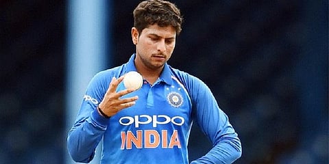 பாகிஸ்தான் அடுத்தடுத்து 4 விக்கெட் - குல்தீப், பாண்ட்யா அசத்தல்