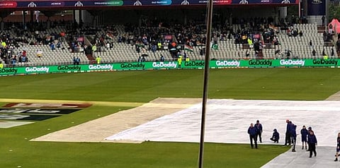 இந்தியா பாகிஸ்தான் போட்டி மீண்டும் மழையால் பாதிப்பு - வெற்றி வாய்ப்பு யாருக்கு?