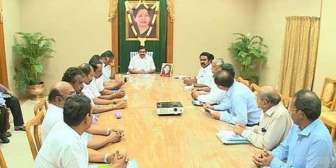 கடும் குடிநீர் பஞ்சம் - ஆலோசிக்க உள்ள முதல்வர்