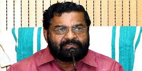 “சபரிமலையில் பழைய நடைமுறை தொடர அவசர சட்டம்” - ஆளும் கட்சி பல்டி