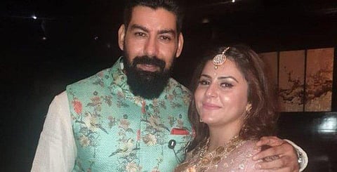 ’வேதாளம்’ வில்லன் திருமண நிச்சயதார்த்தம்!