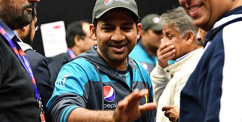 ஜாஸ் பட்லர் போல மிரட்டினார்: சோஹைலுக்கு பாக். கேப்டன் பாராட்டு!