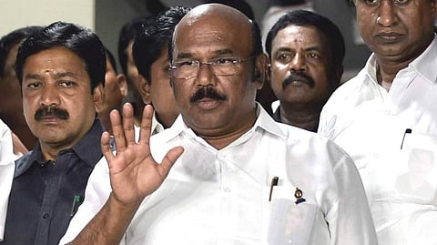 'தங்கதமிழ்ச் செல்வன் அதிமுகவில் இணையலாம்' அமைச்சர் டி.ஜெயக்குமார்