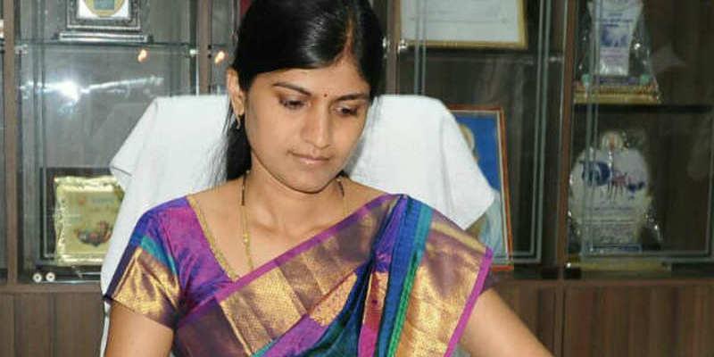 சென்னை, சேலம் உள்ளிட்ட மாவட்ட ஆட்சியர்கள் இடமாற்றம்