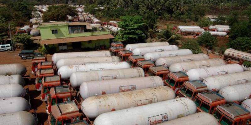 திட்டமிட்டபடி நாளை முதல் வேலை நிறுத்தம் : டேங்கர் லாரி உரிமையாளர்கள் சங்கம்