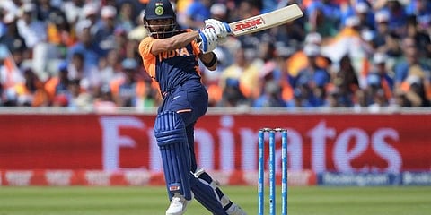 உலகக் கோப்பையில் தொடர்ந்து 5 அரைசதம் - அசத்திய விராட் கோலி