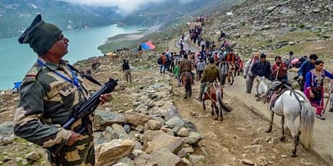 தொடங்கியது அமர்நாத் யாத்திரை - பாதுகாப்பு பணியில் 40 ஆயிரம் வீரர்கள்