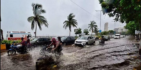 மகாராஷ்டிராவில் கொட்டித் தீர்த்த கனமழை