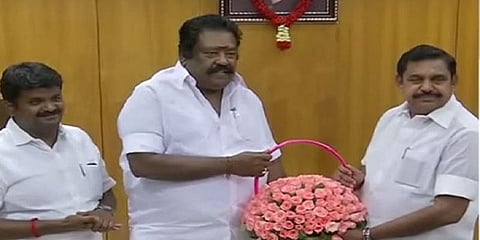 “டிடிவி தினகரன் கட்சியை மக்கள் புறக்கணித்துவிட்டார்கள்” - ரத்தின சபாபதி