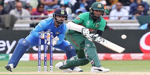 உலகக் கோப்பை வரலாற்றில் ஷகிப் அல் ஹசன் புதிய சாதனை