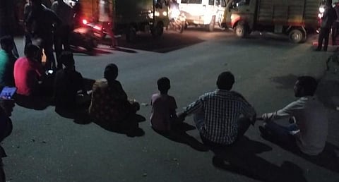 சென்னை அரும்பாக்கம் பகுதியில் மின்வெட்டு - மக்கள் அவதி