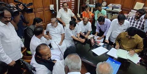 மாநிலங்களவைத் தேர்தலுக்கு வேட்புமனுவை தாக்கல் செய்தார் வைகோ