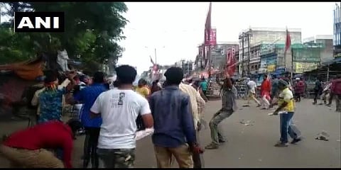 வானத்தை நோக்கி சுட்ட அடையாளம் தெரியாத நபர் - மேற்கு வங்க பதட்டம்