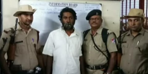 முகிலனை நாய் கடித்துள்ளது - சிபிசிஐடி விசாரணையில் தகவல்