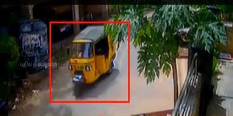 ‘ஷேர் ஆட்டோ ஓட்டுநர் போல் நடித்து கொள்ளை’ - காட்டிக்கொடுத்த சிசிடிவி கேமரா