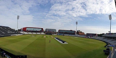 தனது ராசியான மைதானத்தில் நியூசி.யை சந்திக்கிறது இந்தியா