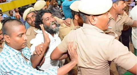 ஸ்டான்லி அரசு மருத்துவமனையிலிருந்து முகிலன் டிஸ்சார்ஜ்