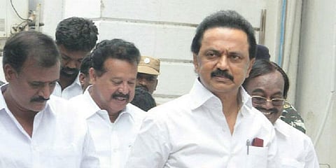 முழு பூசணிக்காயை சோற்றில் மறைத்து விட்டார் சி.வி.சண்முகம் - ஸ்டாலின்