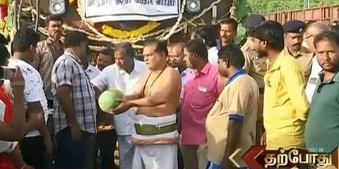 ஜோலார்பேட்டையில் இருந்து சென்னைக்கு புறப்பட்டது குடிநீர் ரயில்