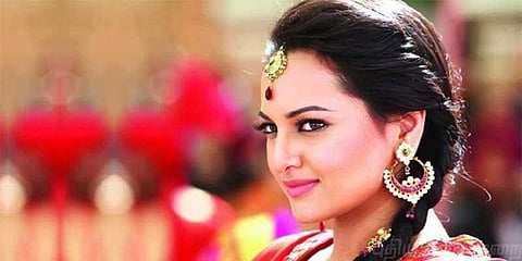 பண மோசடி புகார்: நடிகை சோனாக்ஷி சின்ஹா மறுப்பு