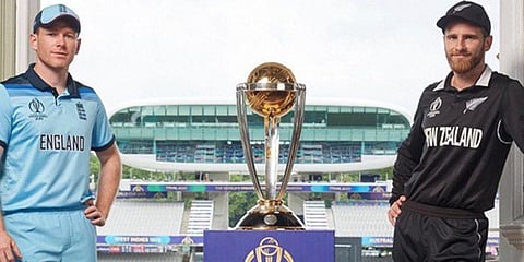 டாஸ் வென்றது நியூஸிலாந்து : இங்கிலாந்து முதல் பவுலிங்