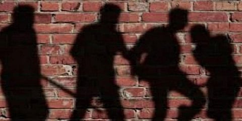 இஸ்லாமிய மதகுருவை கட்டாயப்படுத்தி ஜெய்ஸ்ரீராம் சொல்ல வைத்ததாக புகார் - இளைஞர்கள் மீது வழக்குப் பதிவு