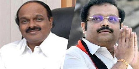 வேலூர் தொகுதியில் மும்முனைப் போட்டி - நிறைவடைந்தது வேட்புமனுத்தாக்கல்