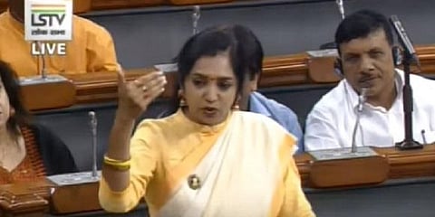 “புறநானூறு, குறள்.. ஆங்கிலத்தில் விளக்கம்” - அசத்திய தமிழச்சி தங்கபாண்டியன்