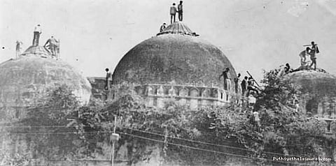 பாபர் மசூதி இடிப்பு வழக்கு - 9 மாதத்தில் முடிக்க உச்சநீதிமன்றம் உத்தரவு