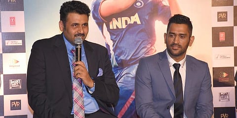 “தோனிக்கு உடனே ஓய்வு பெறும் திட்டமில்லை” - தோனியின் நீண்ட நாள் நண்பர்