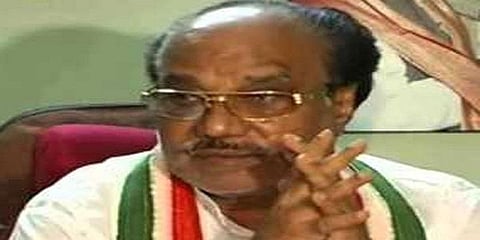 காசோலை மோசடி வழக்கு - முன்னாள் எம்.பிக்கு சிறை தண்டனை உறுதி