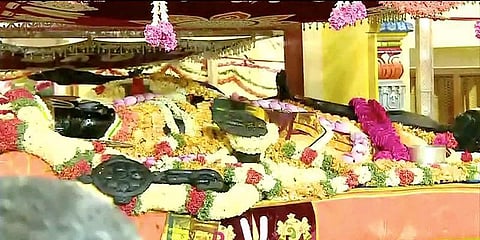 அத்திவரதர் தரிசனம்: நெரிசலைத் தவிர்க்கக் கூடுதல் வரிசைகள்