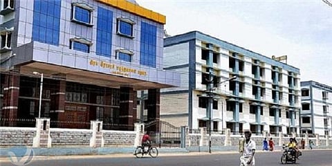 ராஜாஜி அரசு மருத்துவமனையில் மீன் விற்பனை? - டீன் விளக்கம்