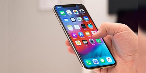 ஸ்மார்ட்போனை அதிகம் பயன்படுத்தினால் காத்திருக்கும் நோய்கள்!