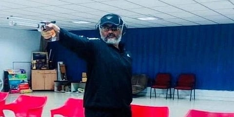 துப்பாக்கிச் சுடும் போட்டியில் கலந்துகொள்ளும் அஜித்குமார்!