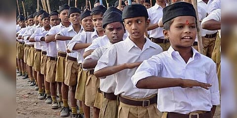 ஆர்.எஸ்.எஸ்.பள்ளியில் ’ராணுவப் பயிற்சி’