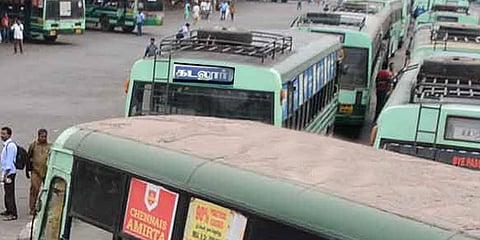 ‘இழப்பீடு வழங்காததால் இரு அரசுப் பேருந்துகள் பறிமுதல்’ - நீதிமன்றம் உத்தரவு