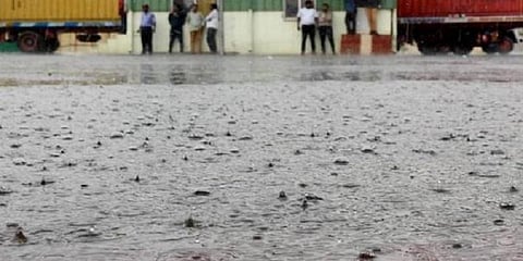 சென்னையில் பல இடங்களில் மழை - மக்கள் மகிழ்ச்சி