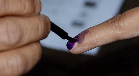 வேலூர் தேர்தல்... மாலை 5 மணி வரை 62.94 சதவீத வாக்குகள் பதிவு